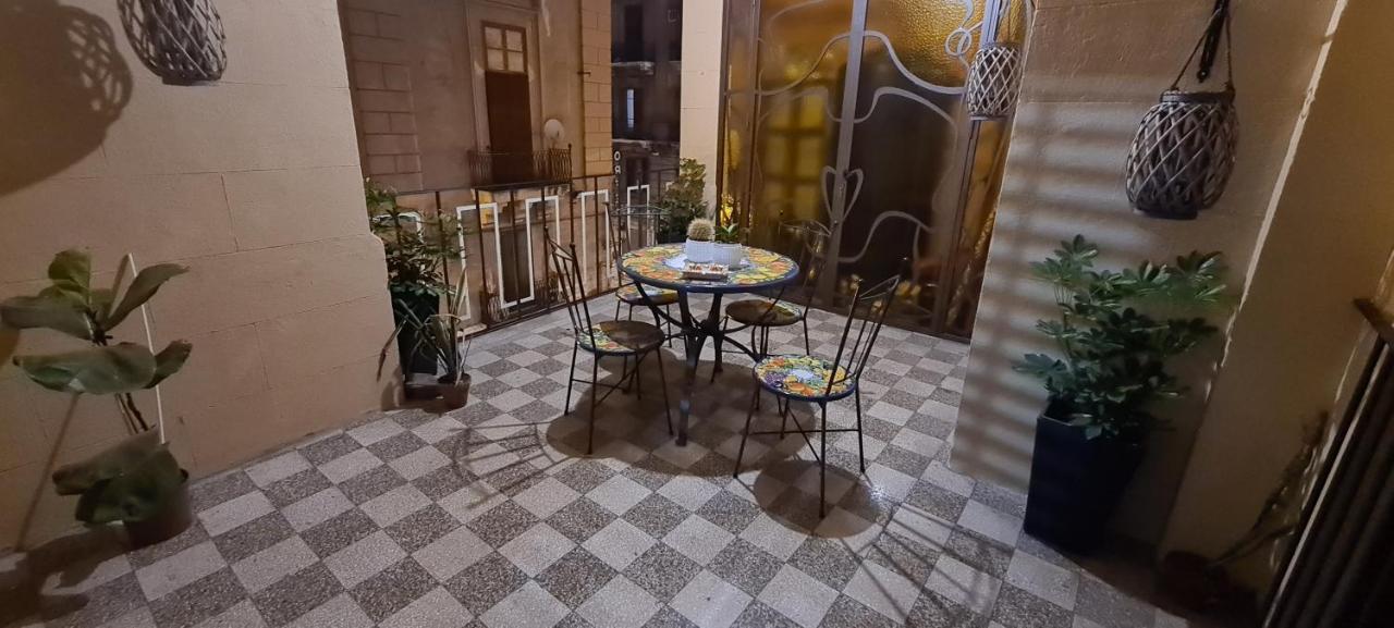 Ballaro Guest House Палермо Экстерьер фото